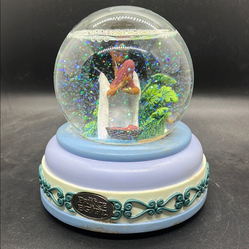 1998 Prince of Egypt Tender Welcome Music Snow Globe  limited edition waterball